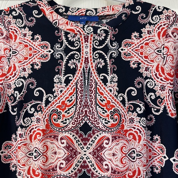 Apt. 9 Spring Dress - Size PS - with Pockets! - Picture 2 of 5